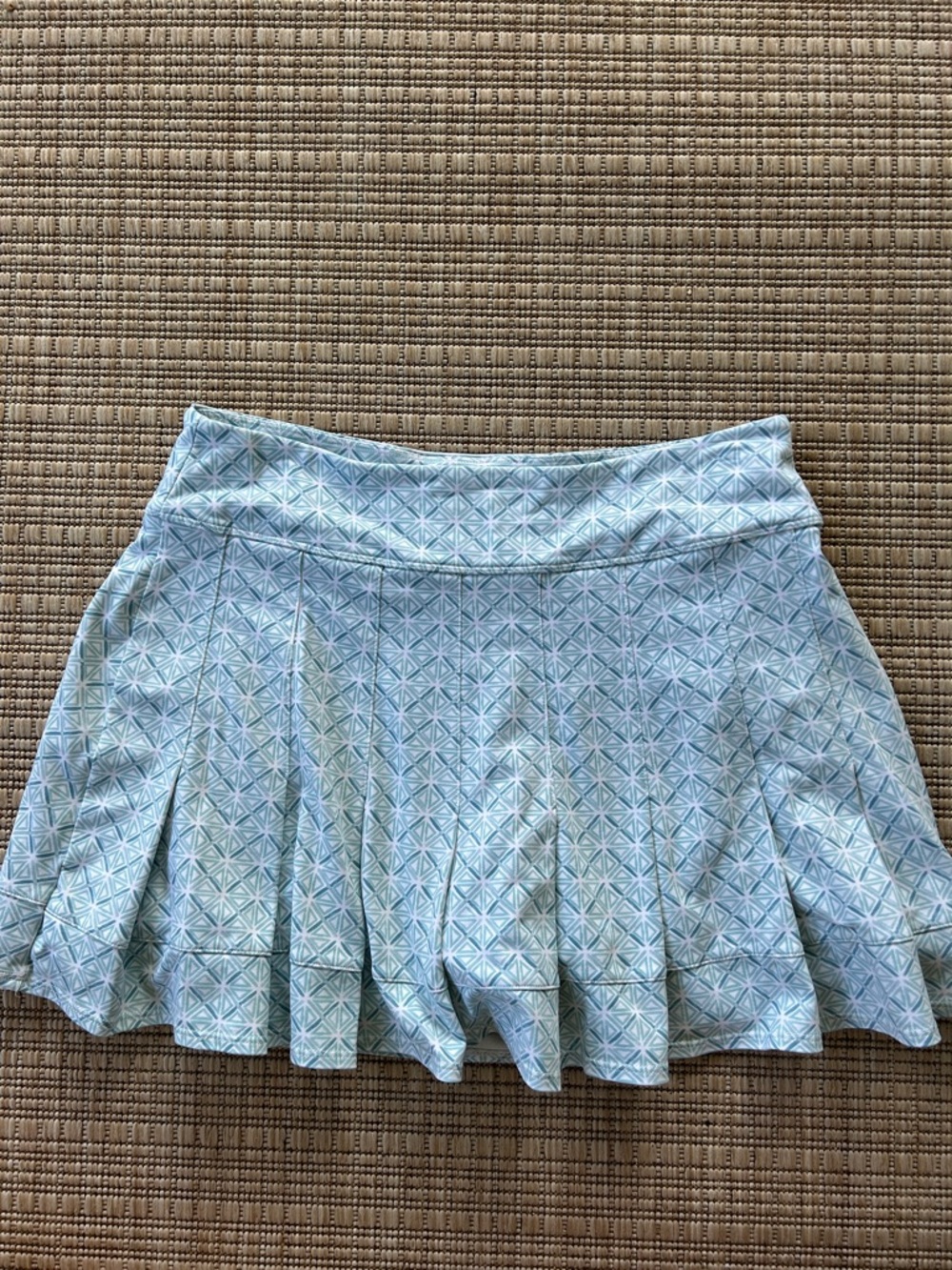 Southern Tide Light Blue Geometric Skort, Size small